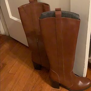 NWOT Brown knee high boots